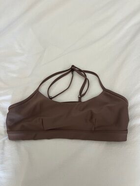 brown taupe alo yoga intrigue sports bra size medium